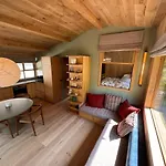 木屋 Meta By Brennus